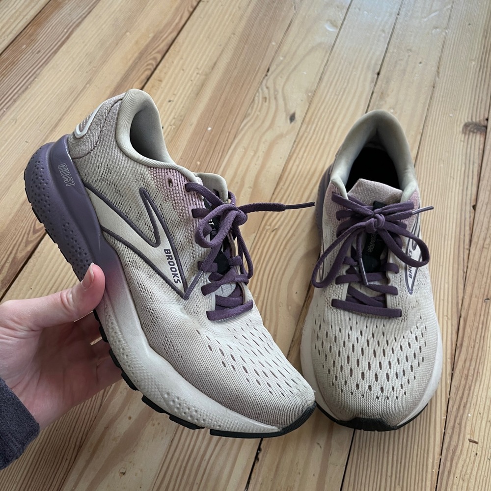 Brooks Ghost 14 Womens Running Shoes Size 7 Tan Purple‎ Neutral sneaker athletic